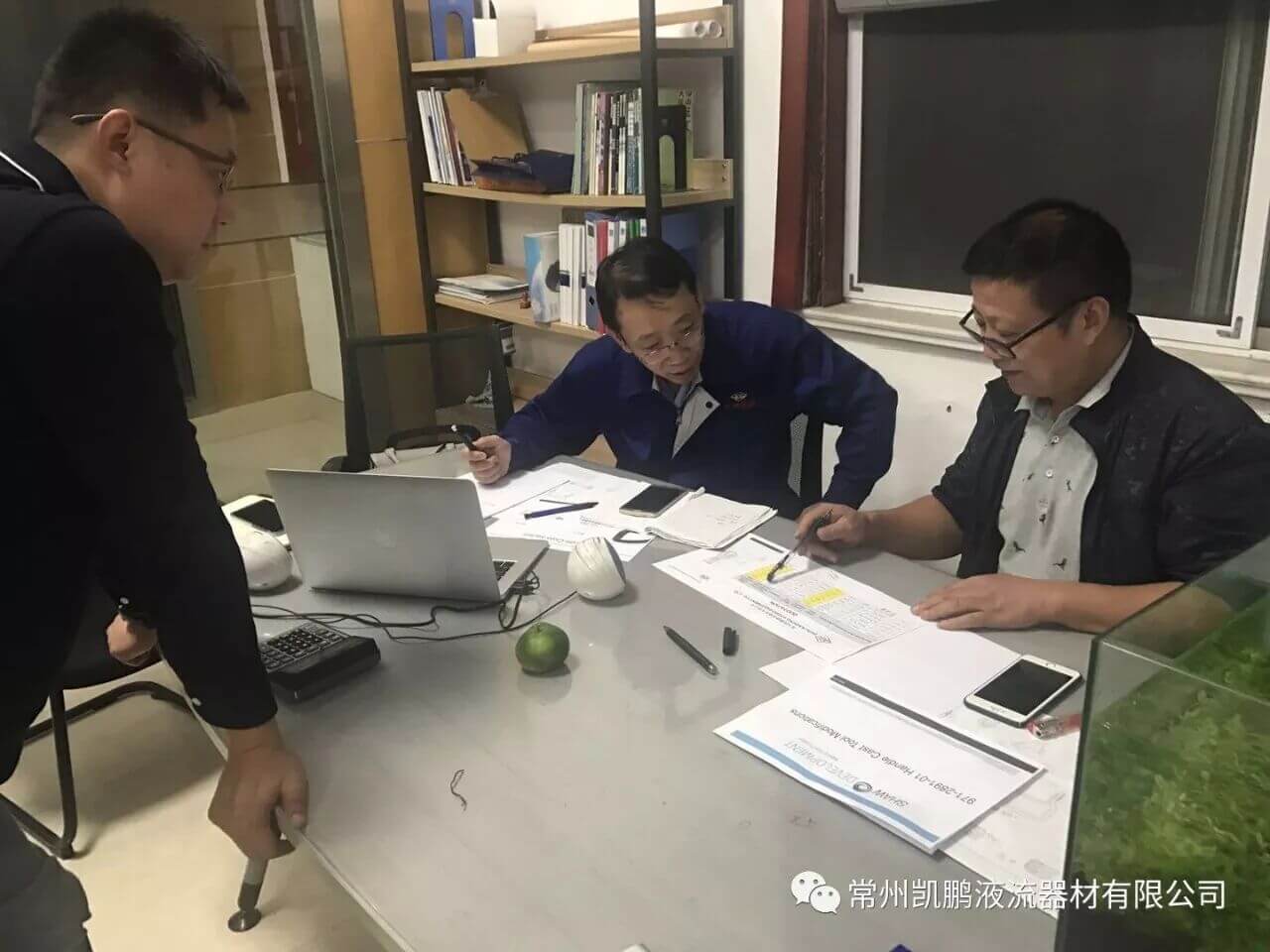 凯鹏人齐心协力开拓国外市场
